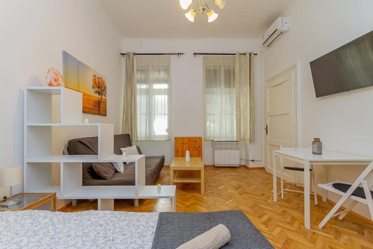 בודפשט A57 Downtown Cosy Apartment 0*,  הונגריה